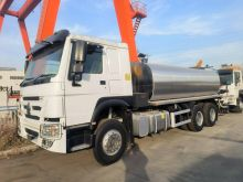 XCMG Official Asphalt sprayer XLS1505A road maintenance price